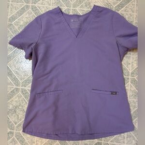Figs scrub top